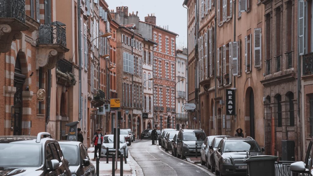Calles históricas de Toulouse, al sur de Francia